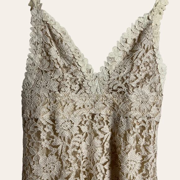 Masala Beige Floral Lace Plunge V-Neck Sleeveless A-Line Dress Size M - Picture 5 of 11